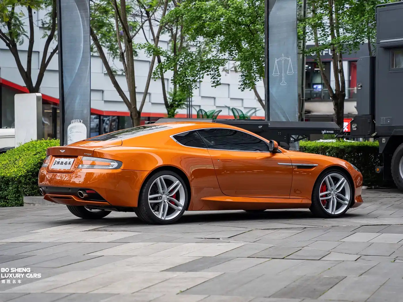 Aston Martin Virage 2012 6.0 Coupe фото 23