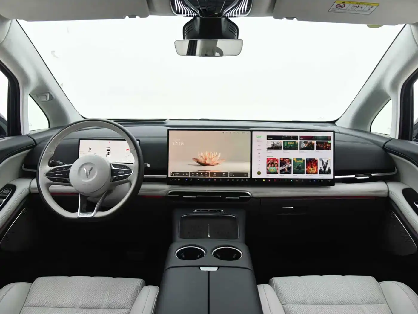 Voyah Auto Voyah Dreamer 2025 PHEV AWD Flagship Kunpeng Edition фото 8