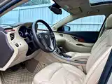 Photo 9 - Buick LaCrosse