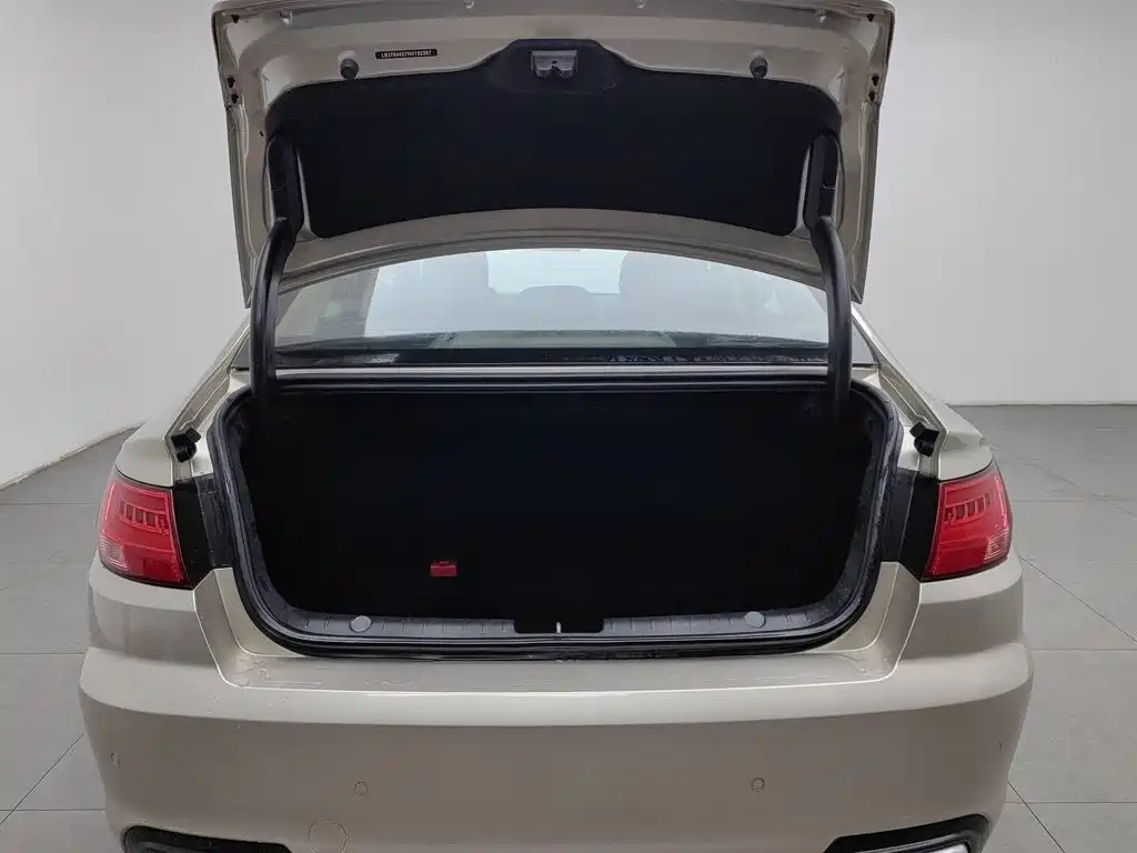 Photo 16 - Geely Emgrand GL
