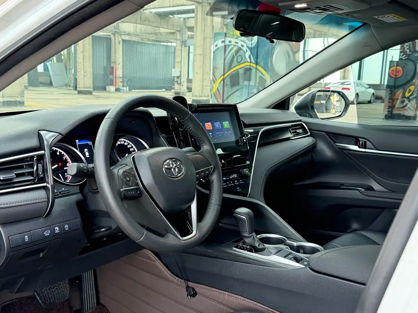 Toyota Camry 2024 2.0E Elite Edition фото 9