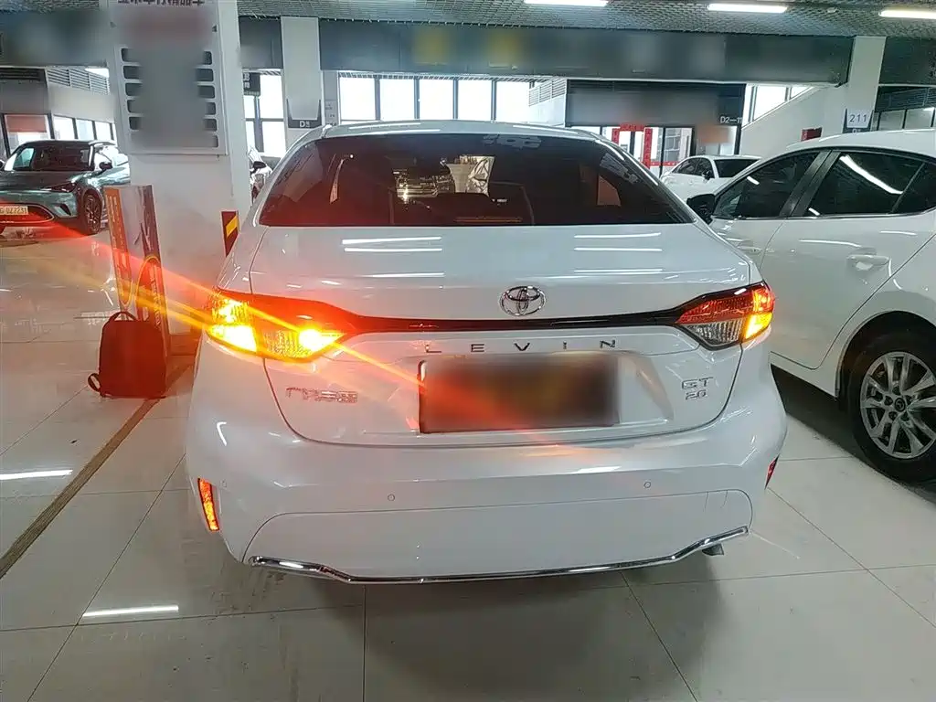 Toyota Levin GT 2023 2.0L Luxury Edition фото 4