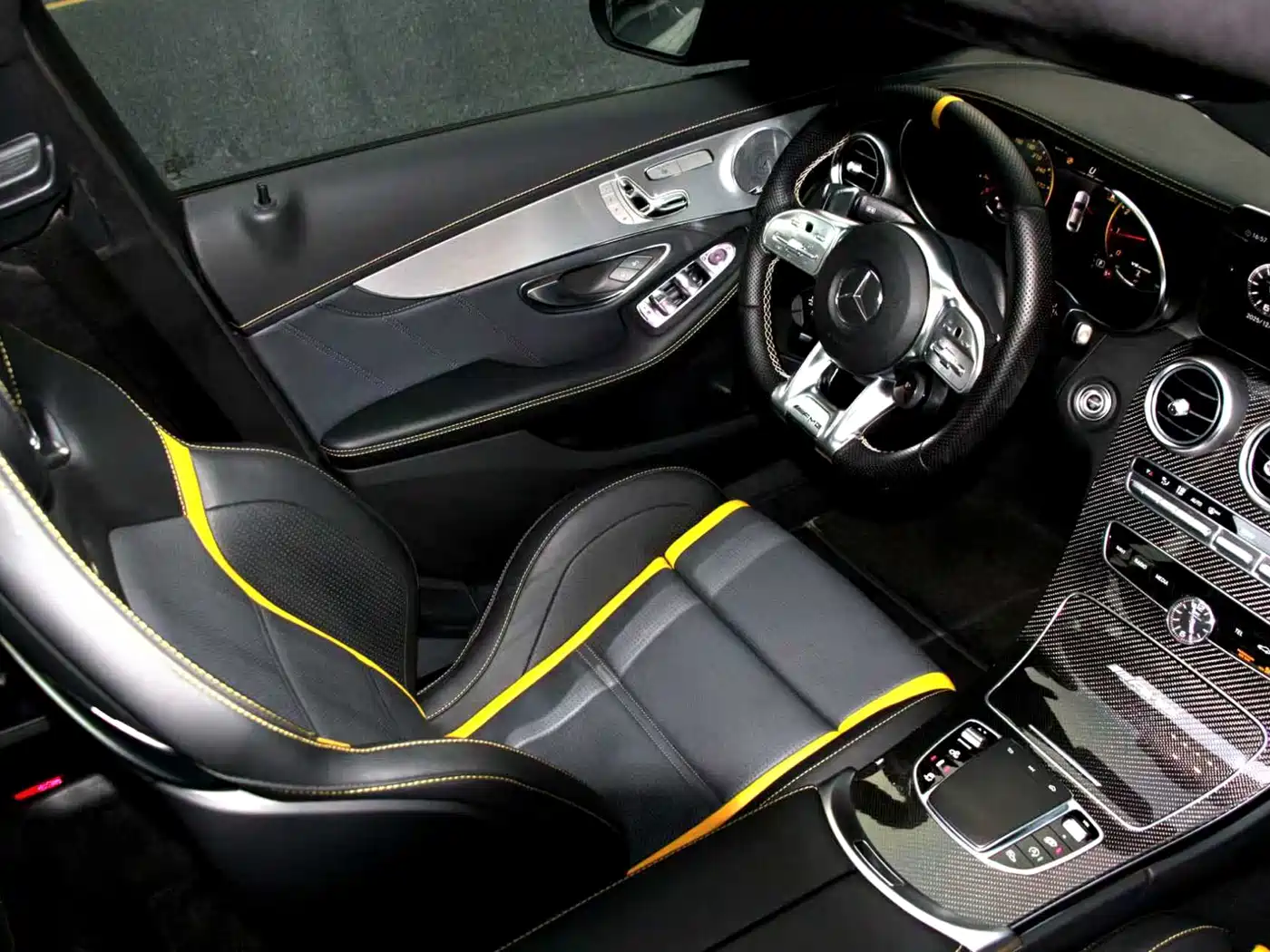 Mercedes-Benz C-Class AMG 2021 AMG C 63 Night Edition фото 11