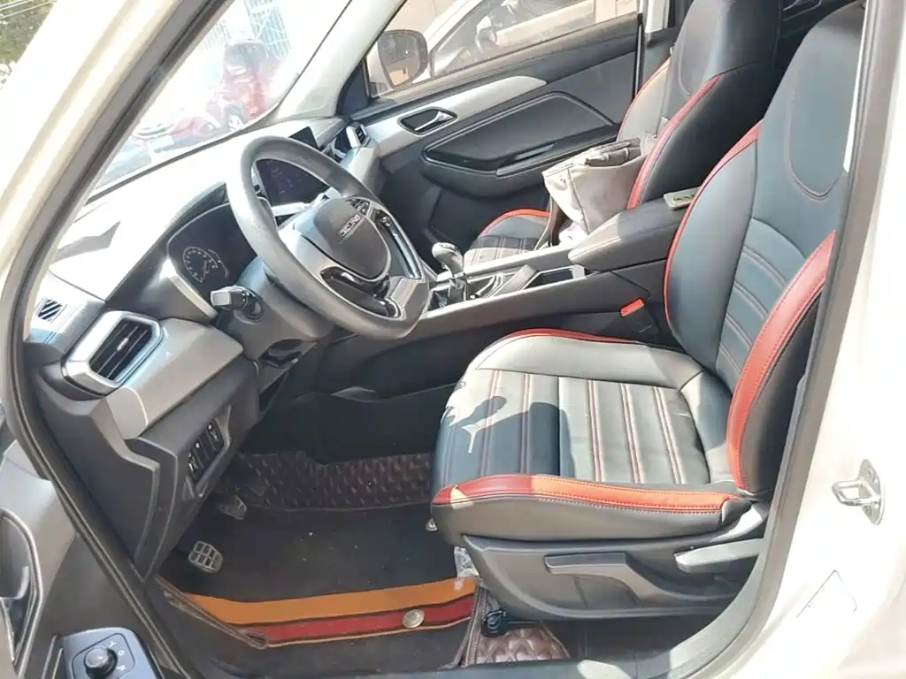 BAIC Beijing X3 2022 2021 1.5T Manual Glory