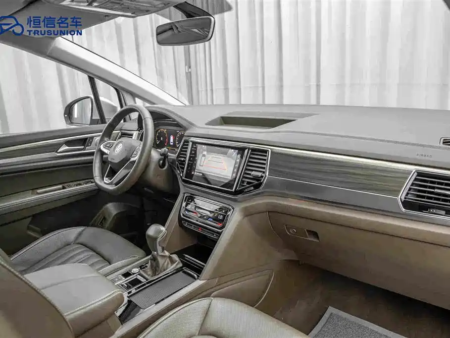 Volkswagen Viloran 2020 2020 330TSI Luxury Edition