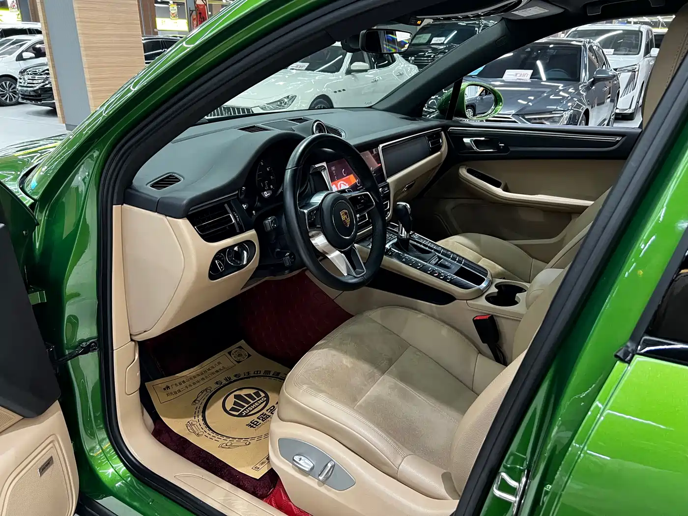 Porsche Macan 2018 Macan 2.0T фото 13