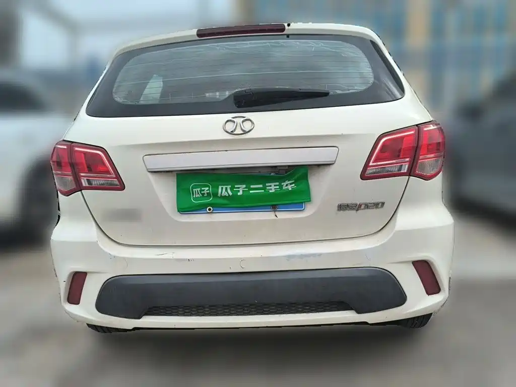 BAIC Senova D20 2016 2015 Hatchback 1.3L Manual Le Huo