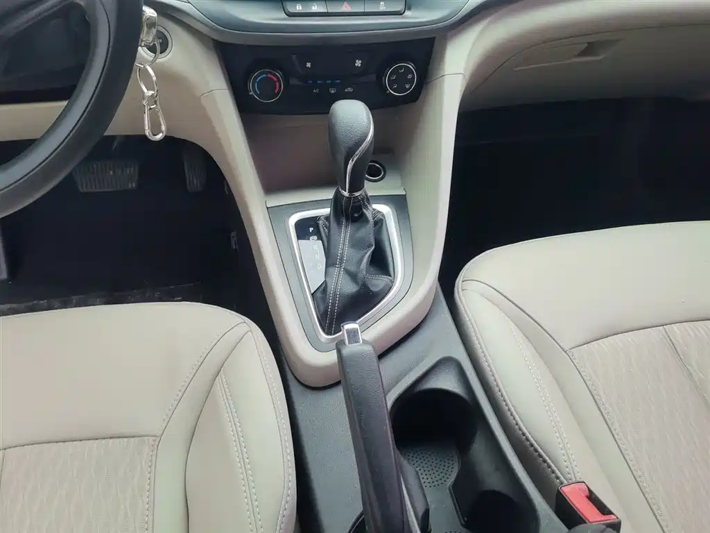 Buick Excelle 2017 15N Automatic Elite фото 14