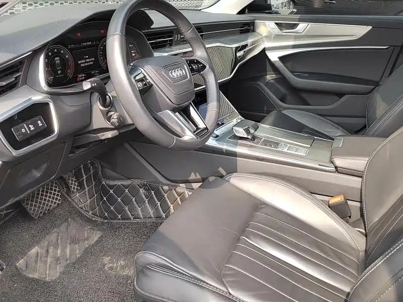 Audi A6L 2023 45 TFSI Premium Selection Elegance фото 10