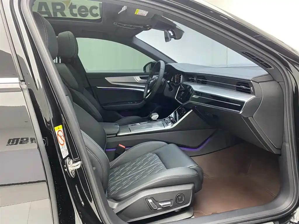 Audi A6L 2025 45 TFSI Premium Sport фото 18