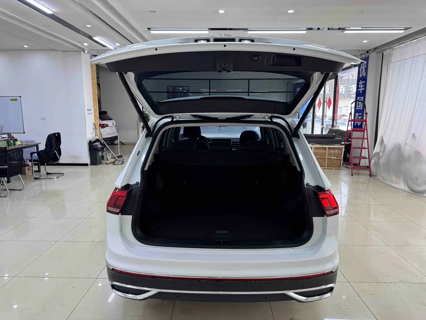 Volkswagen Tiguan L 2023 280TSI 2WD Trend Limited Edition фото 20
