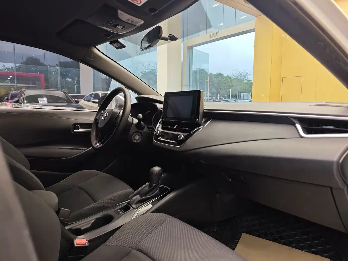 Toyota Levin 2022 TNGA 1.5L CVT Progressive Edition фото 31