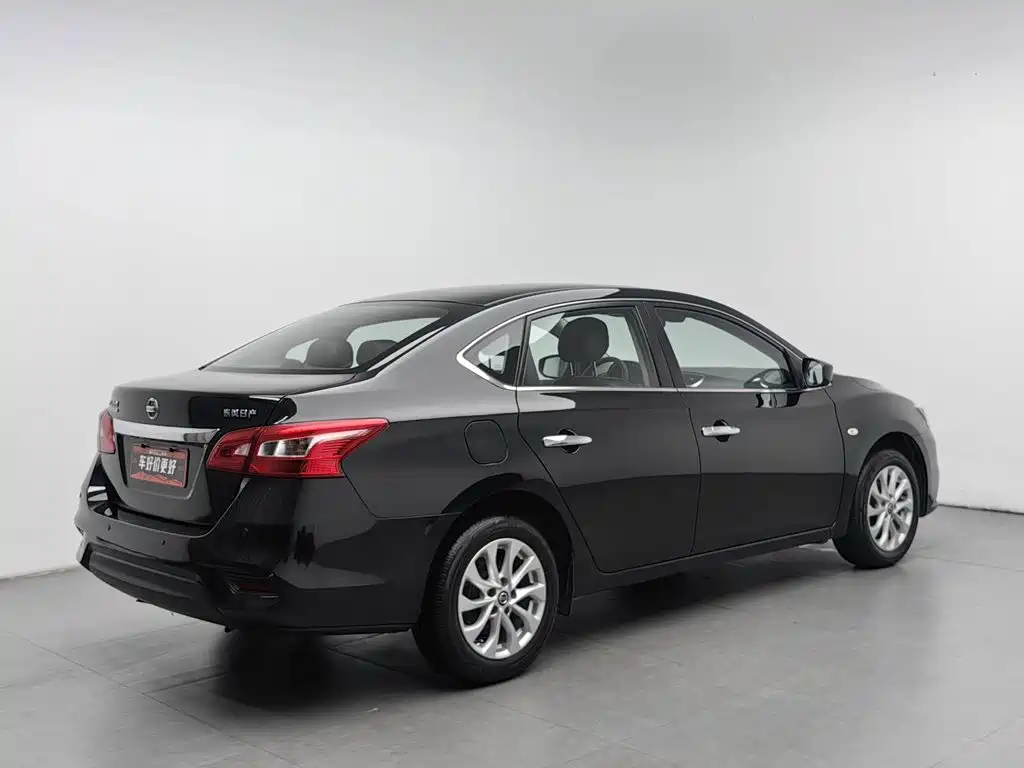 Фото 2 - Nissan Sylphy