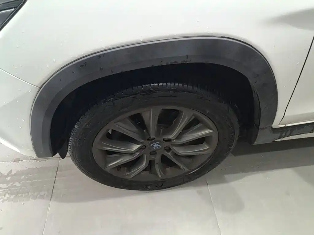 BYD Song New Energy 2019 2019 Song DM 1.5TID Smart Connection Sharp Premium