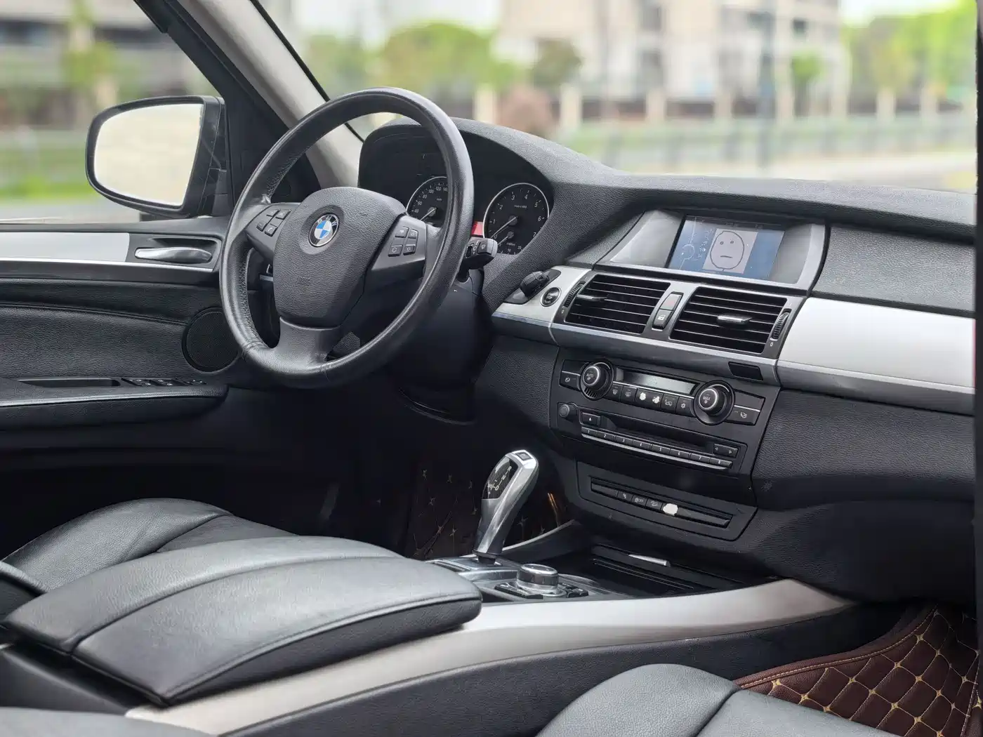 BMW X5 (Import) 2011 xDrive35i Leading Edition фото 8