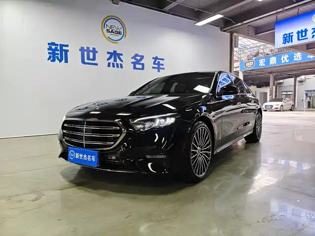 MERCEDES-BENZ E CLASS