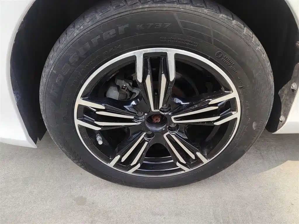 Toyota YARiS L Zhi Xiang 2017 1.5E CVT Charming Edition фото 23