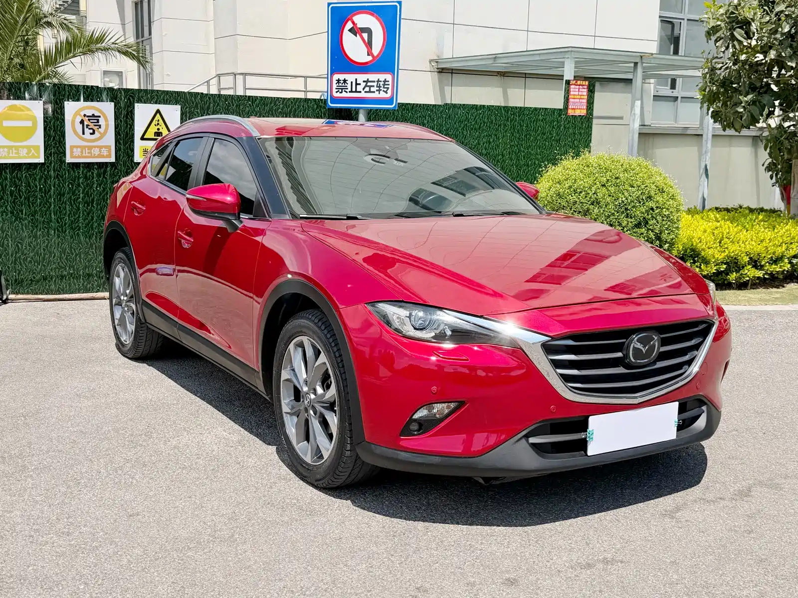 صورة 3 - Mazda CX-4