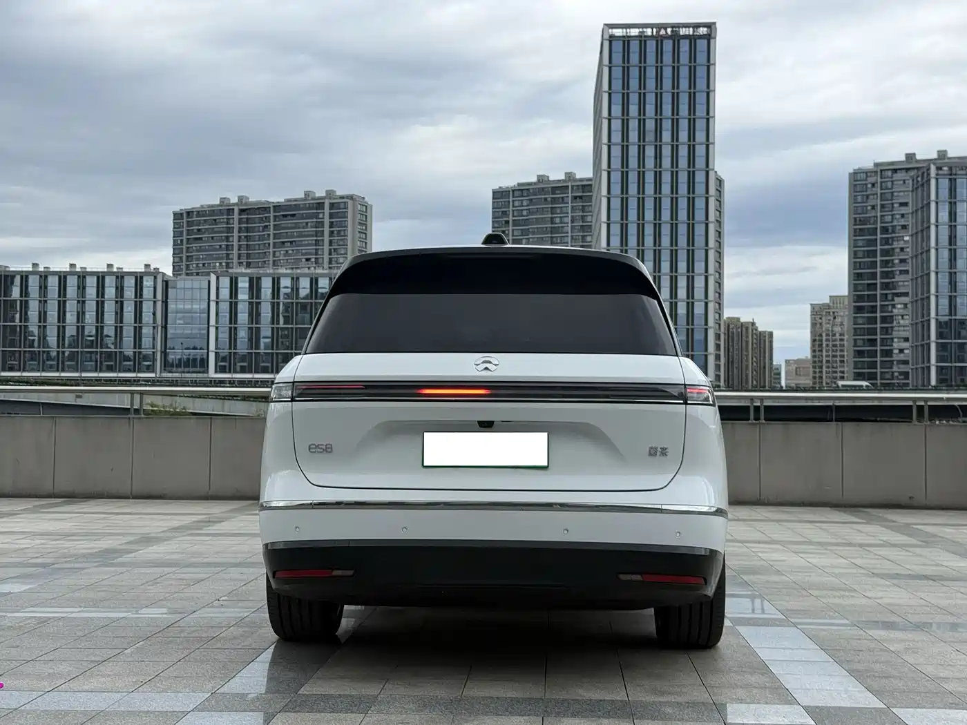 NIO NIO ES8