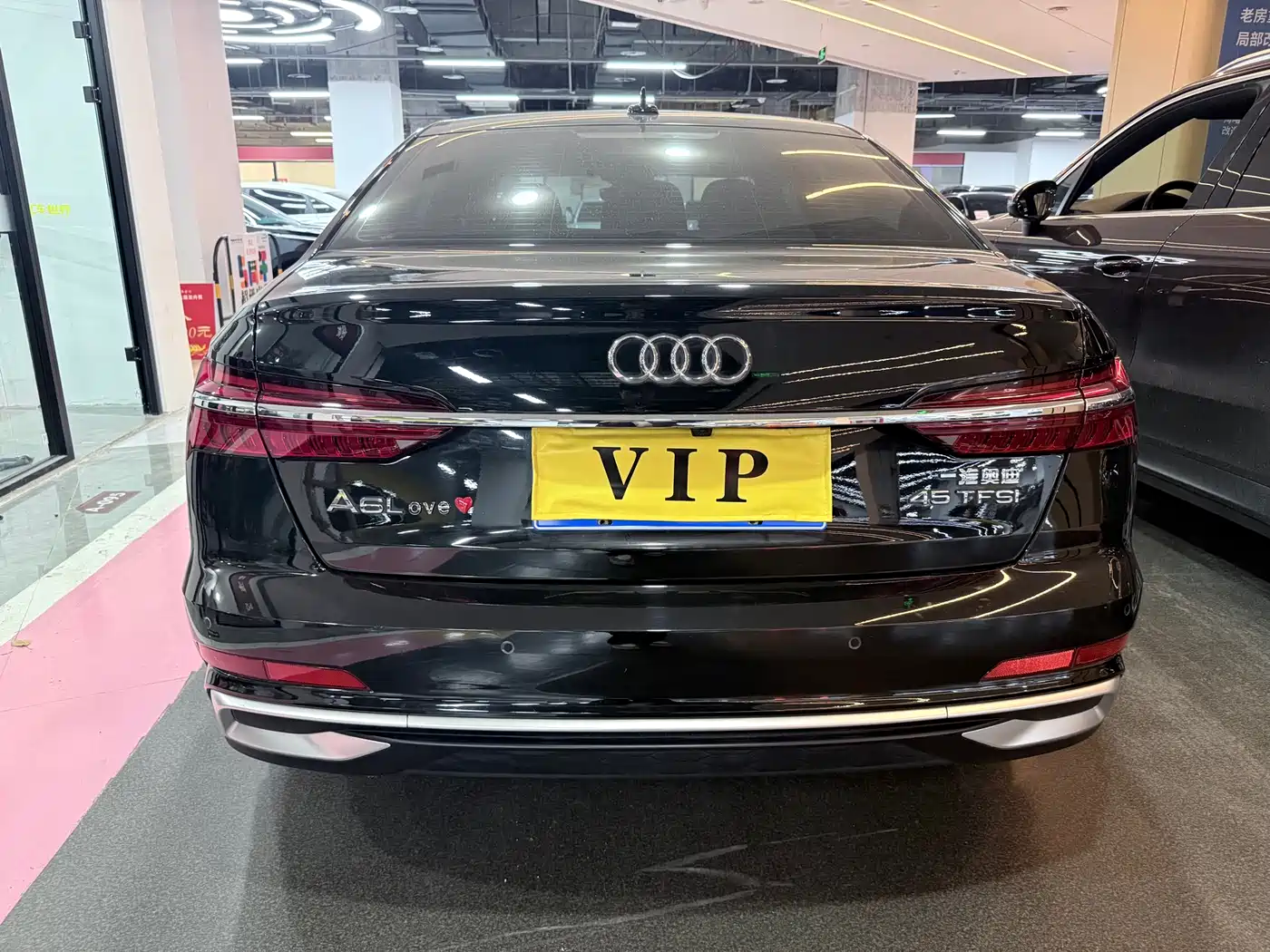 Audi A6L 2023 45 TFSI Premium Selection Elegance фото 16
