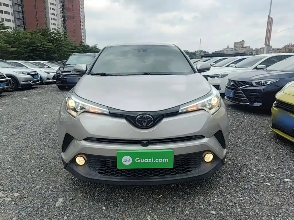 Toyota C-HR 2020 2020 Model 2.0L Leading