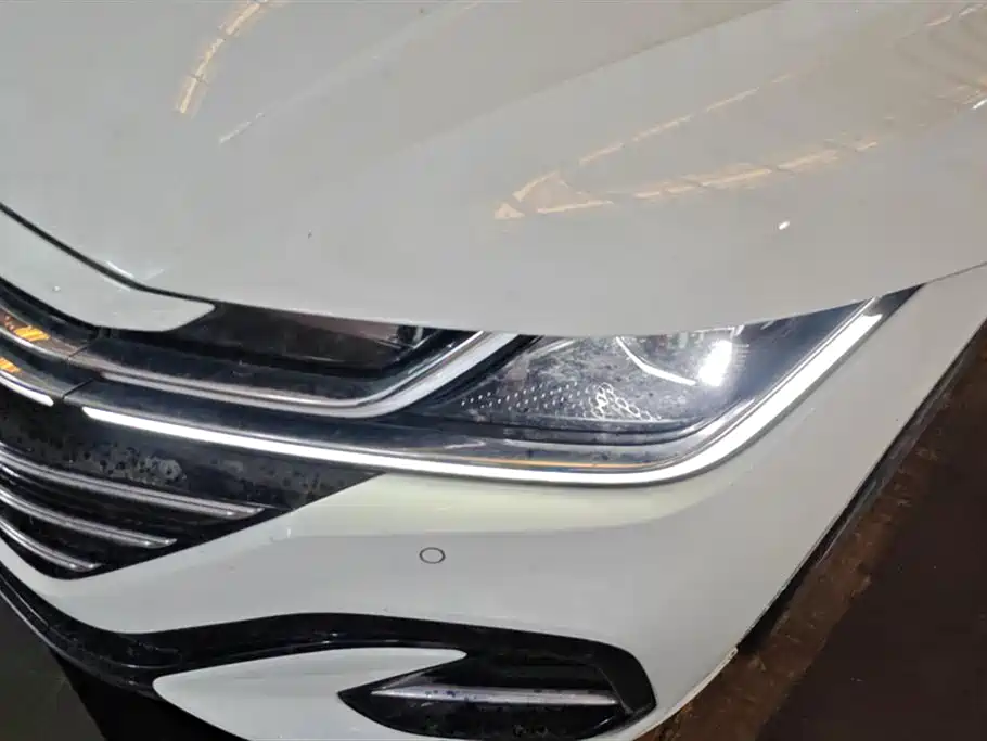 Volkswagen FAW-Volkswagen CC 2024 380TSI Eye-catching Public Sharing Edition фото 5