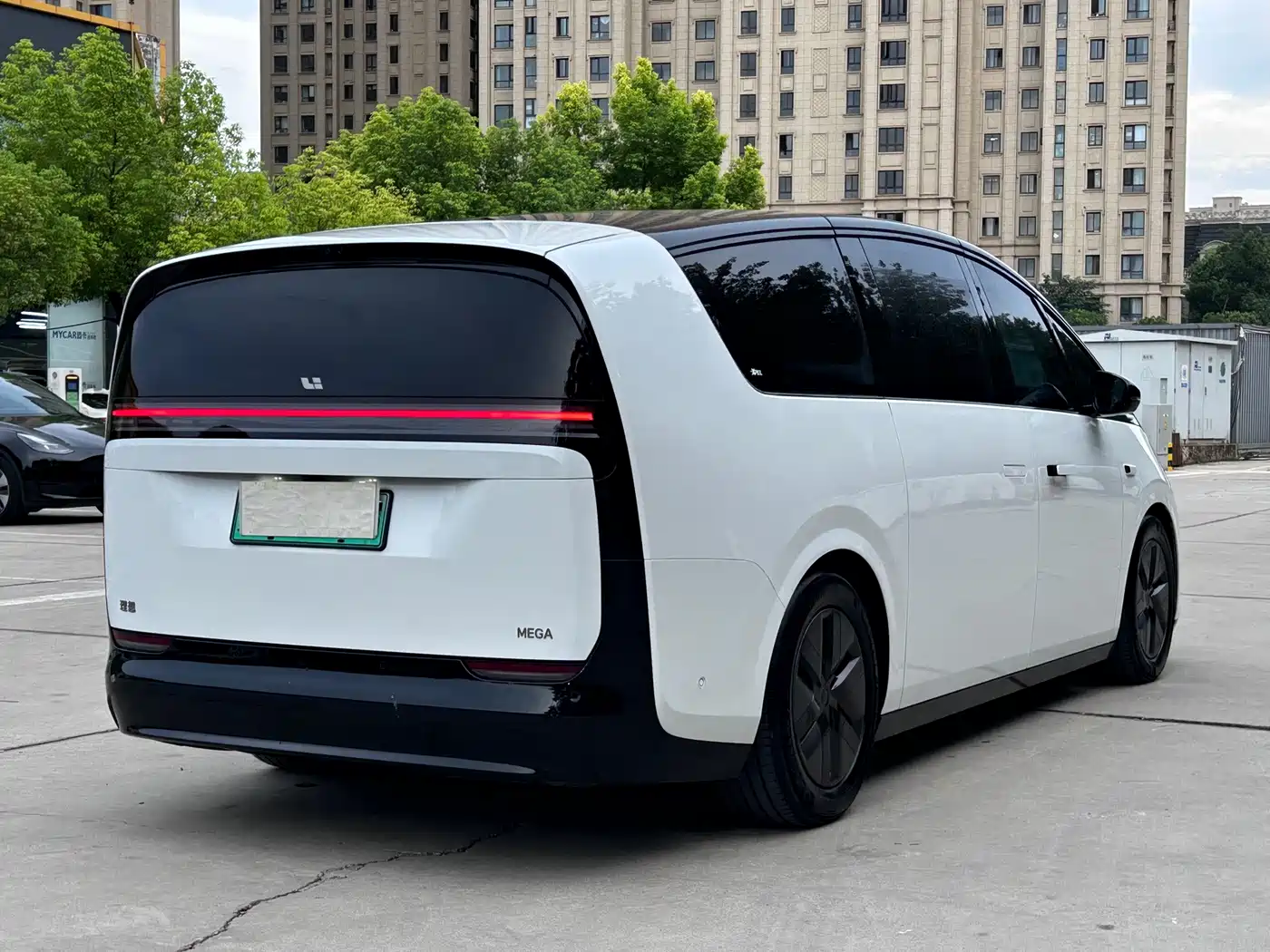 Li Auto MEGA 2024 2024 Ultra