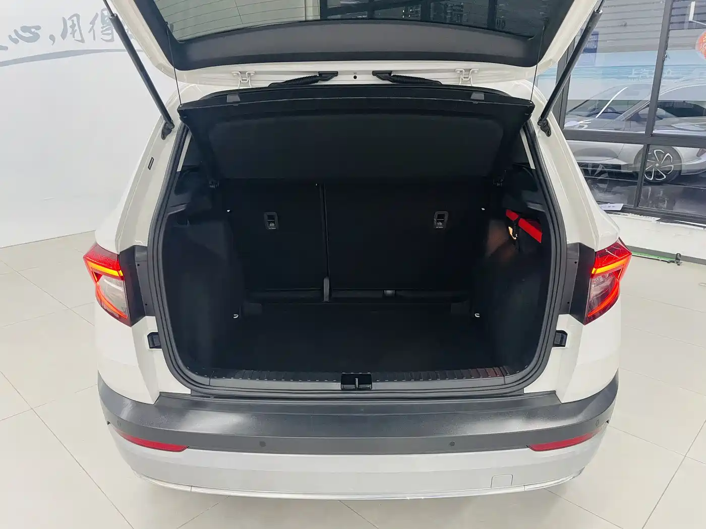 Škoda Karoq 2019 TSI280 Smart Drive Luxury Edition China VI фото 14