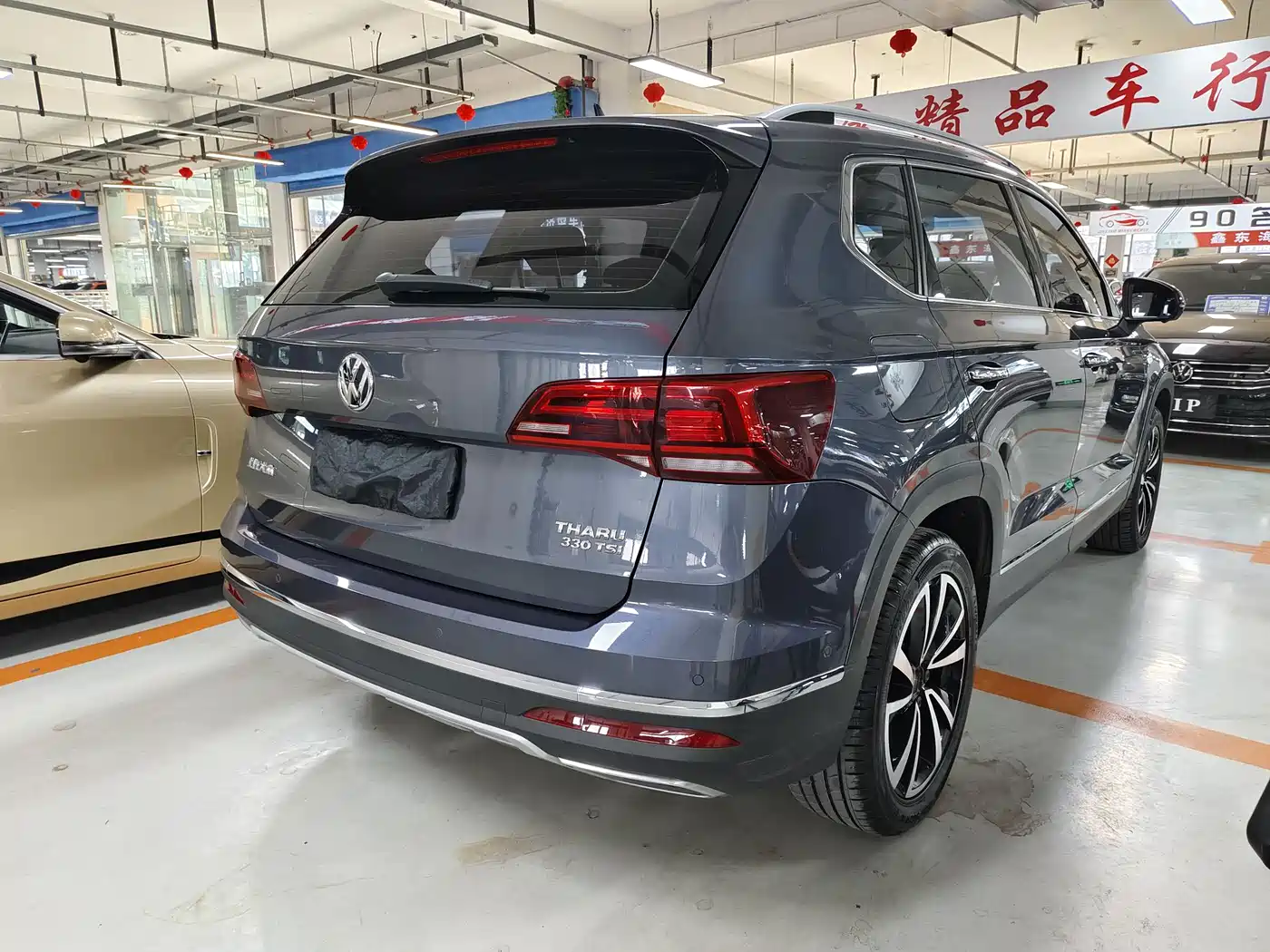 Volkswagen Tharu 2019 Model 330TSI 4WD Flagship Edition China VI фото 4