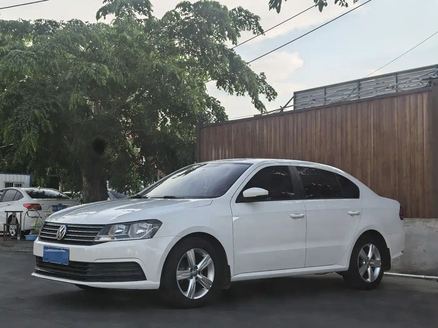 Volkswagen Lavida 2017 1.6L Automatic Trend Edition