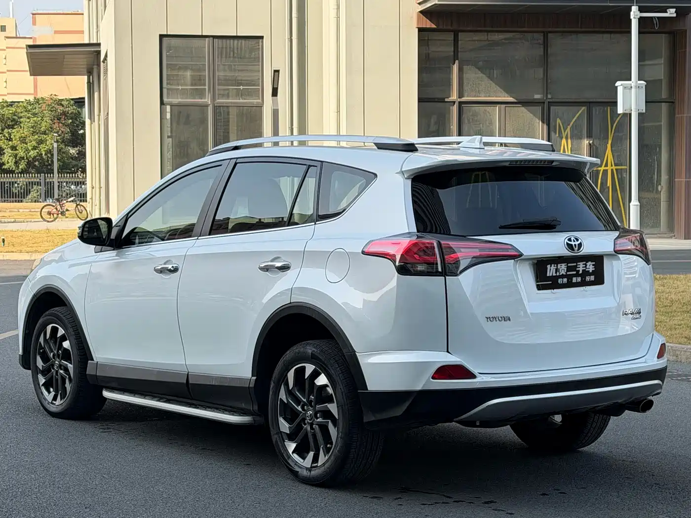 Toyota RAV4 Rongfang 2016 2.5L Automatic 4WD Elite фото 7