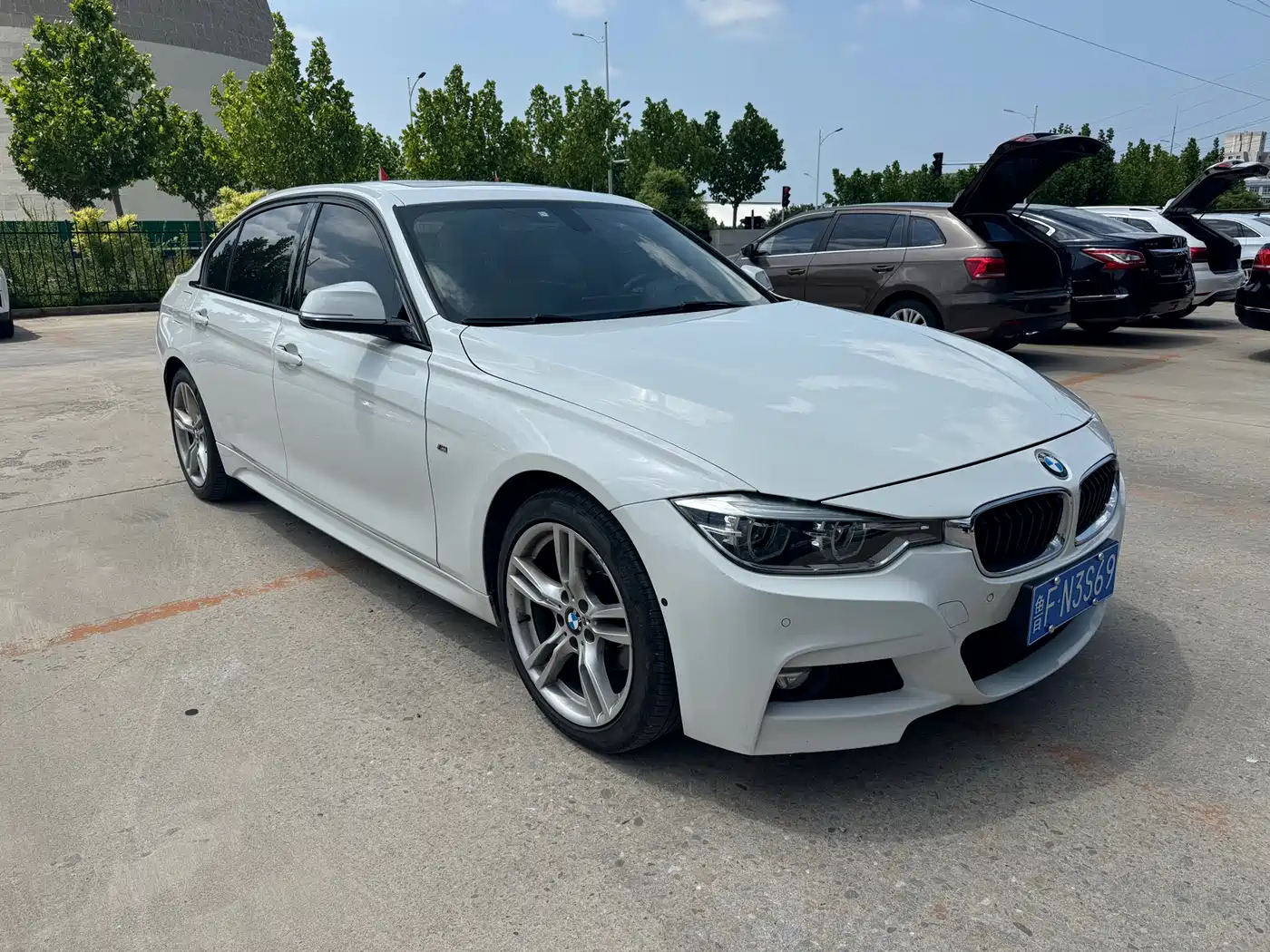 BMW 3 Series 2019 320Li M Luxury Package фото 2