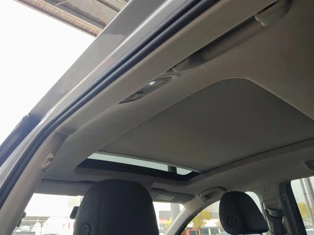 Volkswagen Tiguan X 2023 330TSI 2WD Flagship фото 14