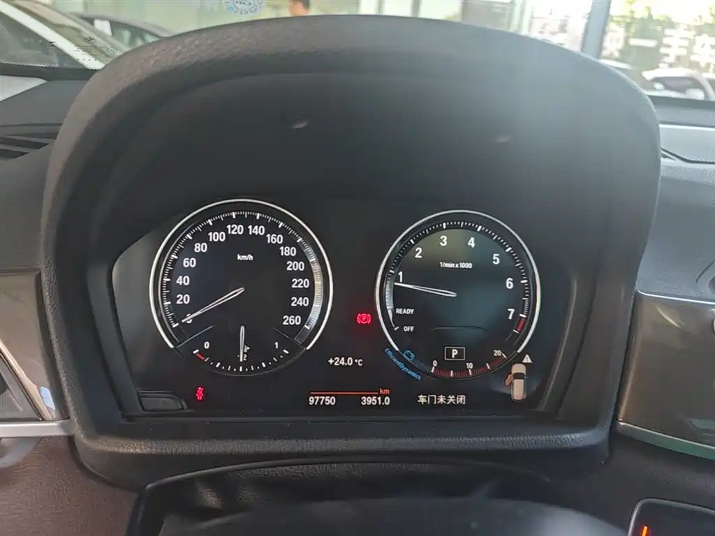 BMW X1 2018 xDrive20Li Premium Model фото 12