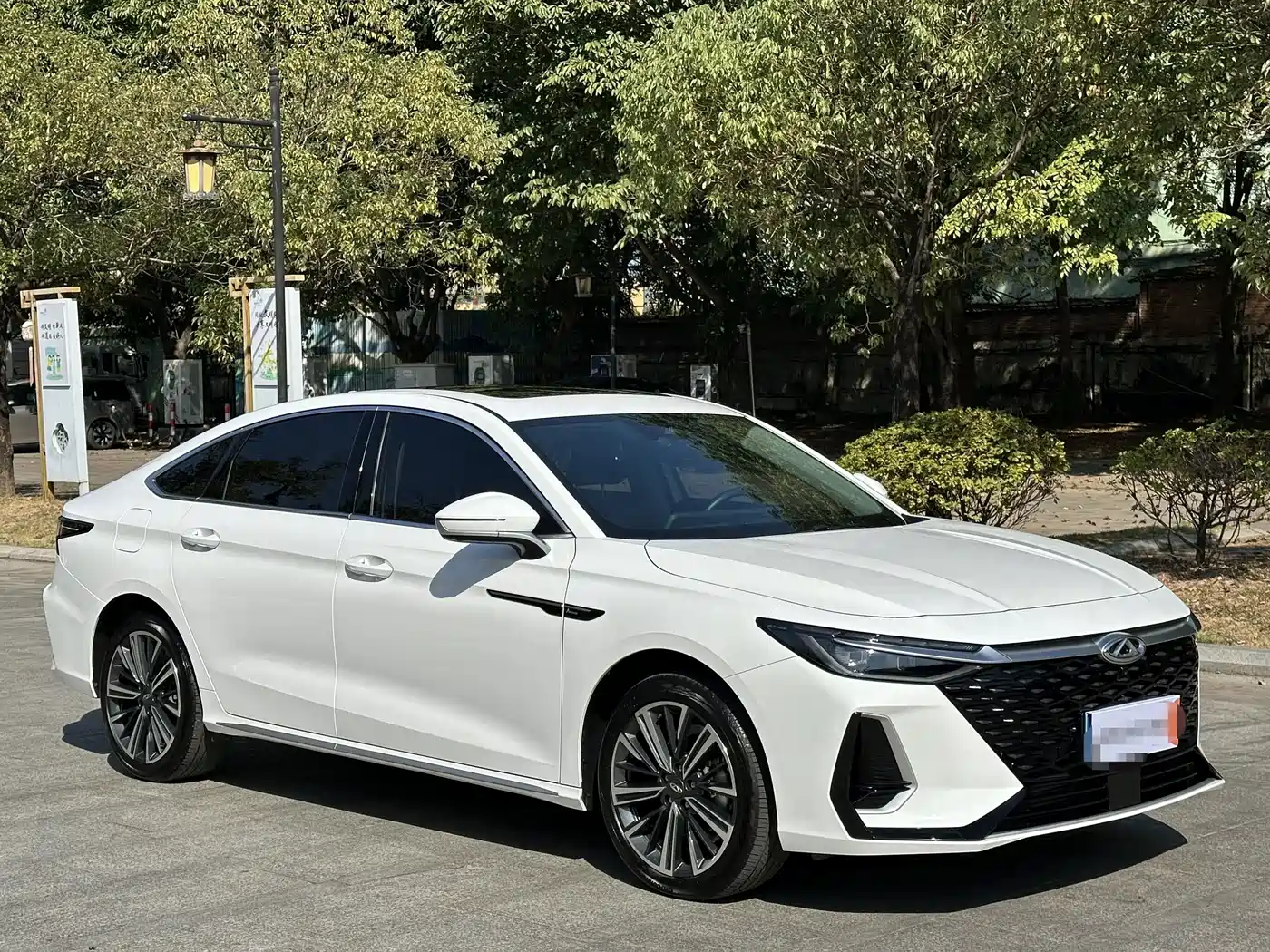 Chery Arrizo 8 2022 2023 1.6T DCT Premium