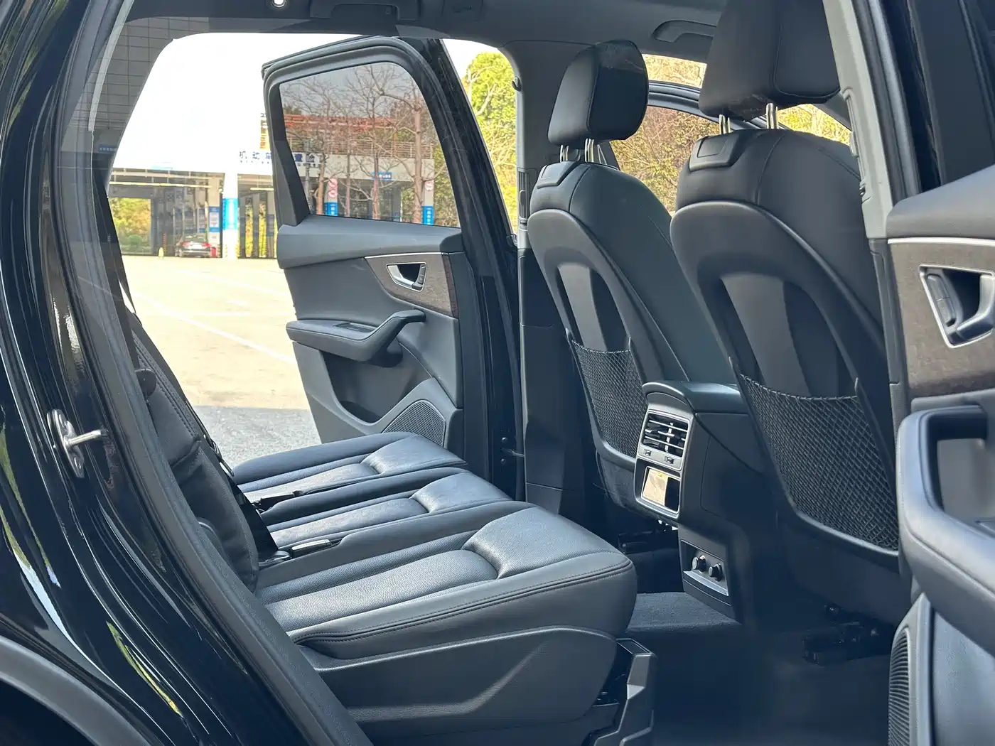Audi Q7 2023 55 TFSI quattro S line Sport фото 8