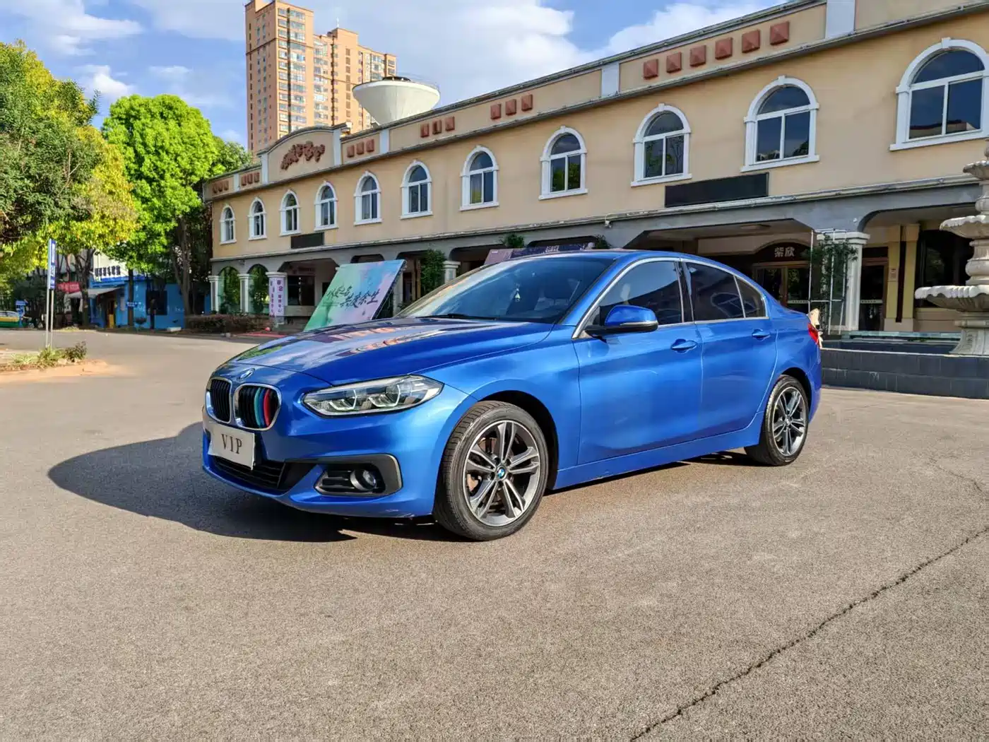 BMW 1 Series 2019 118i Fashion Edition фото 3