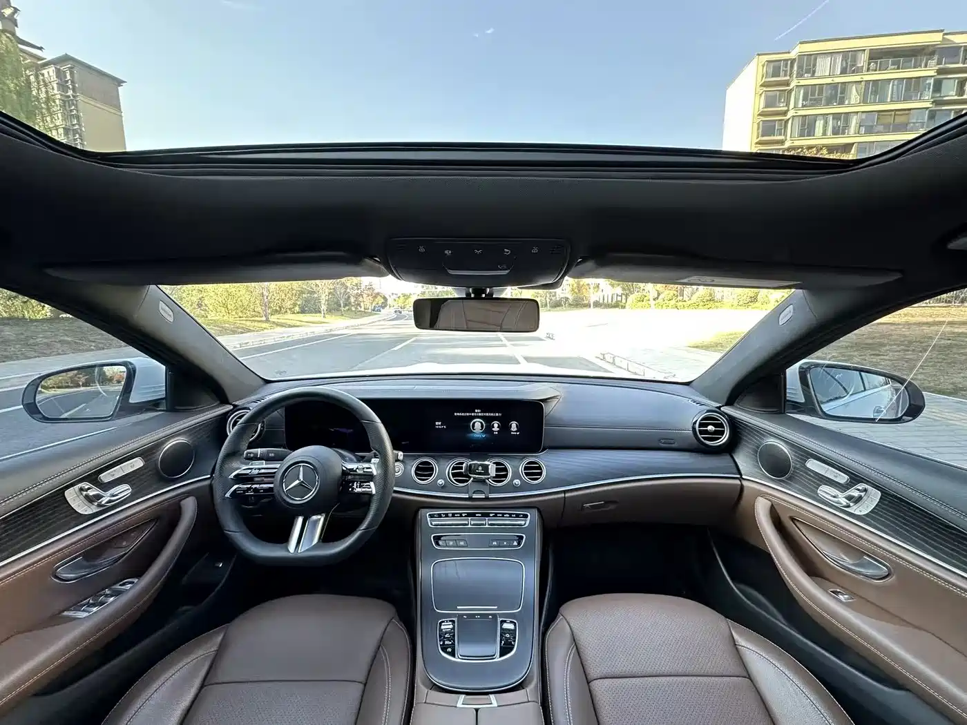 MERCEDES-BENZ E CLASS