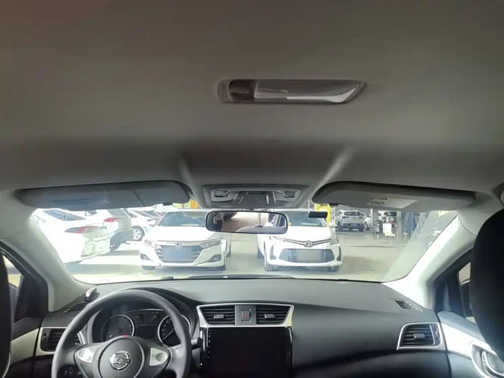 Nissan SYLPHY, миниатюра 18