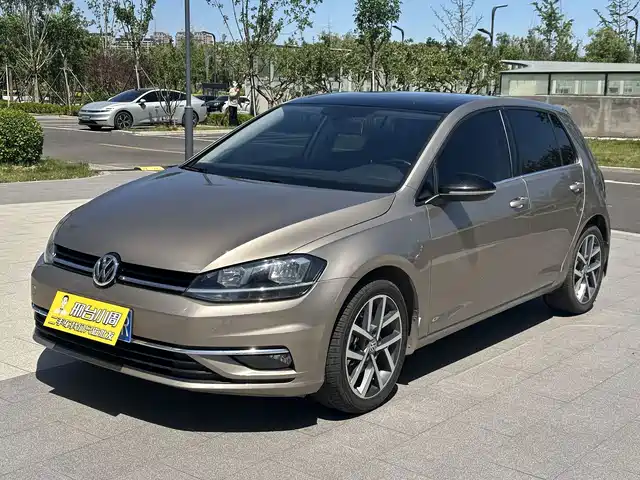Volkswagen Golf 2020