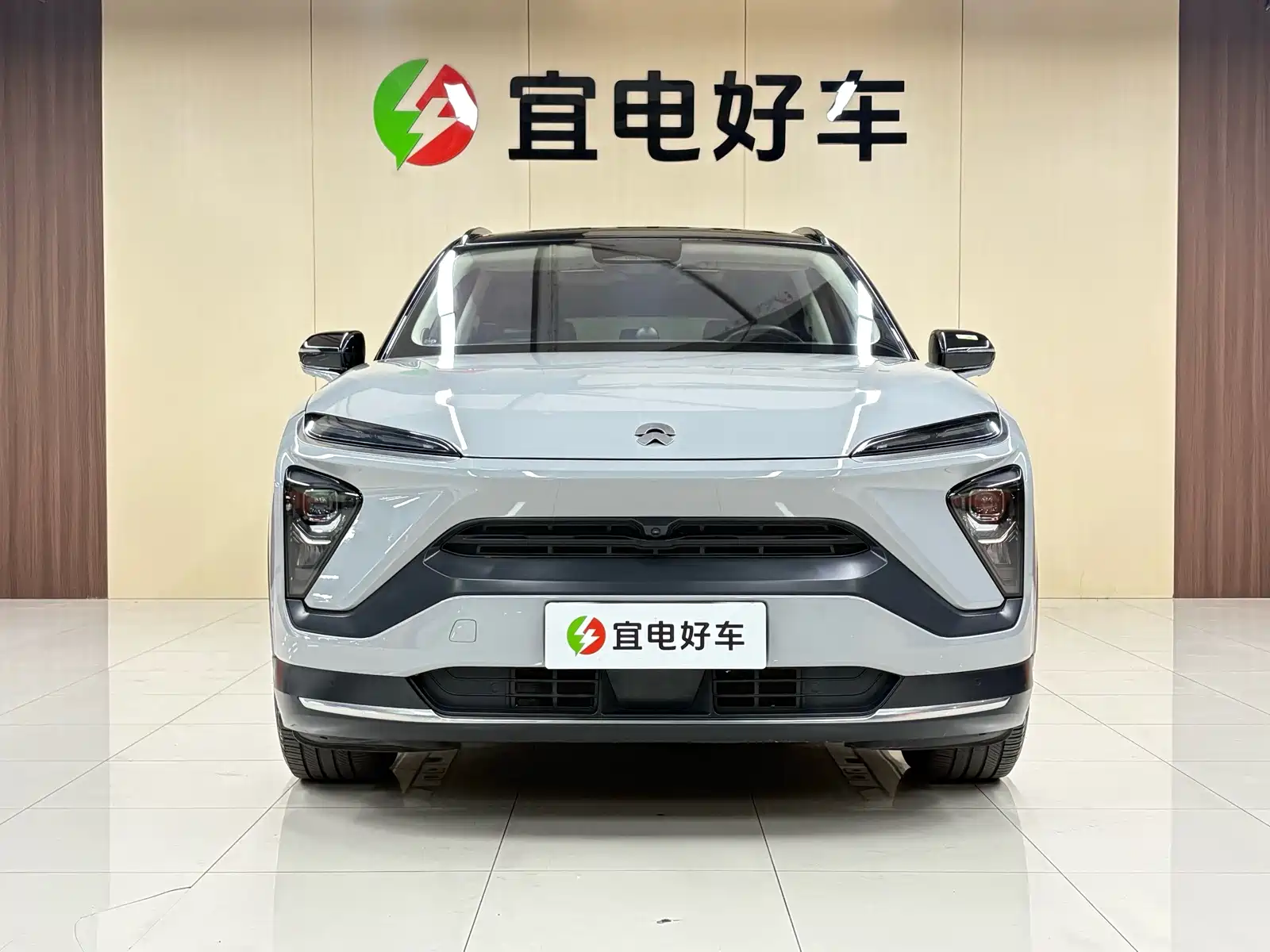 Фото 2 - NIO ES6