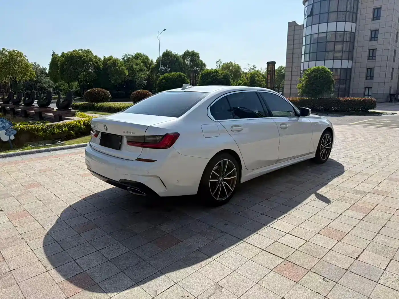 BMW 3 Series 2021 325Li M Sport Package фото 7