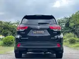 Фото 5 - Toyota Highlander