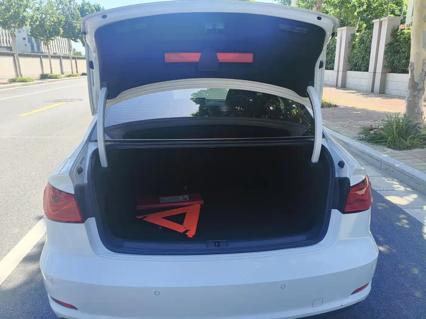 Audi A3 2016 Limousine 35 TFSI Progressive фото 15