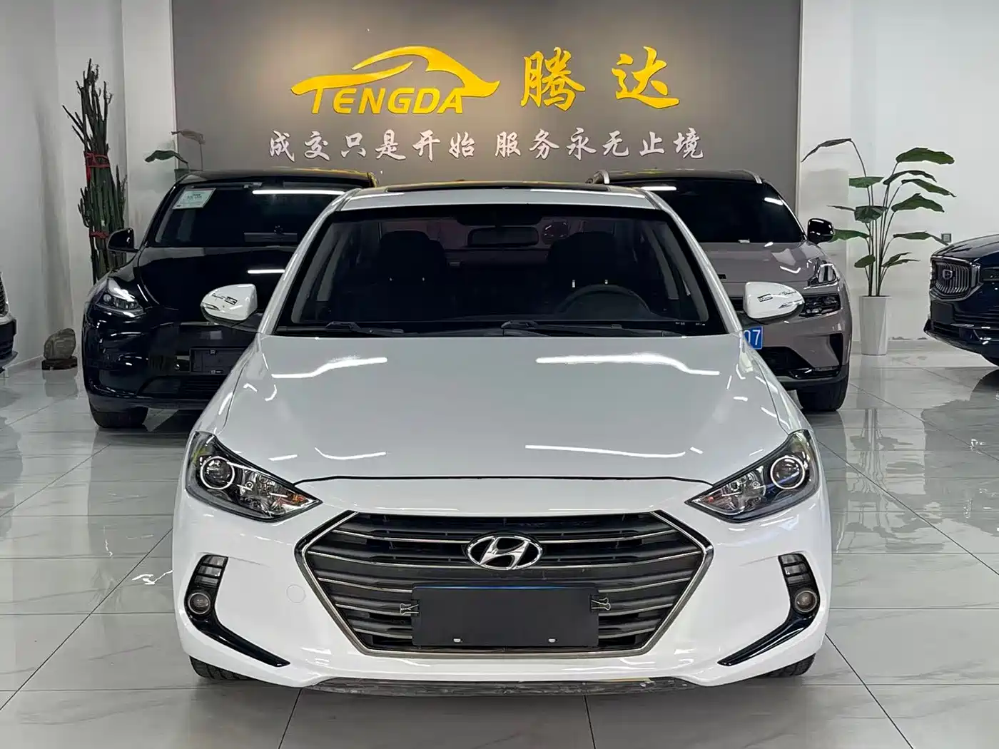 Hyundai Elantra 2016 Model 1.6L Automatic Smart Elite фото 2