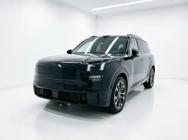  Lynk & Co Lynk & Co 900 2025 1.5T Ultra