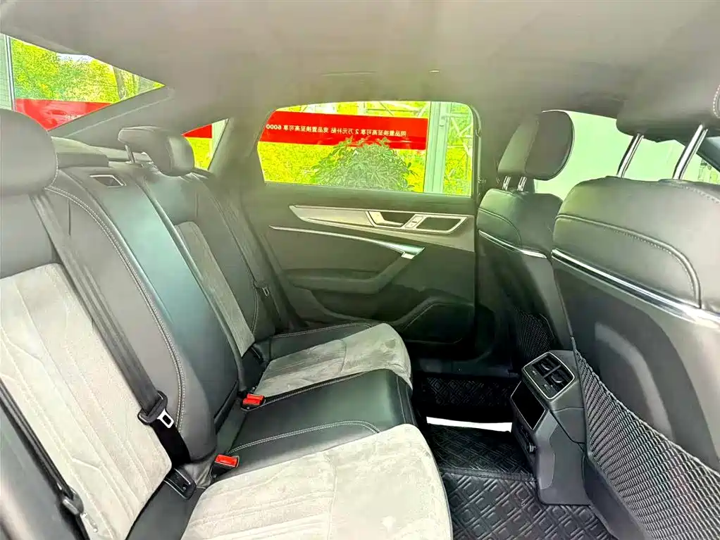Audi A6L 2024 45 TFSI Premium Dynamic фото 6