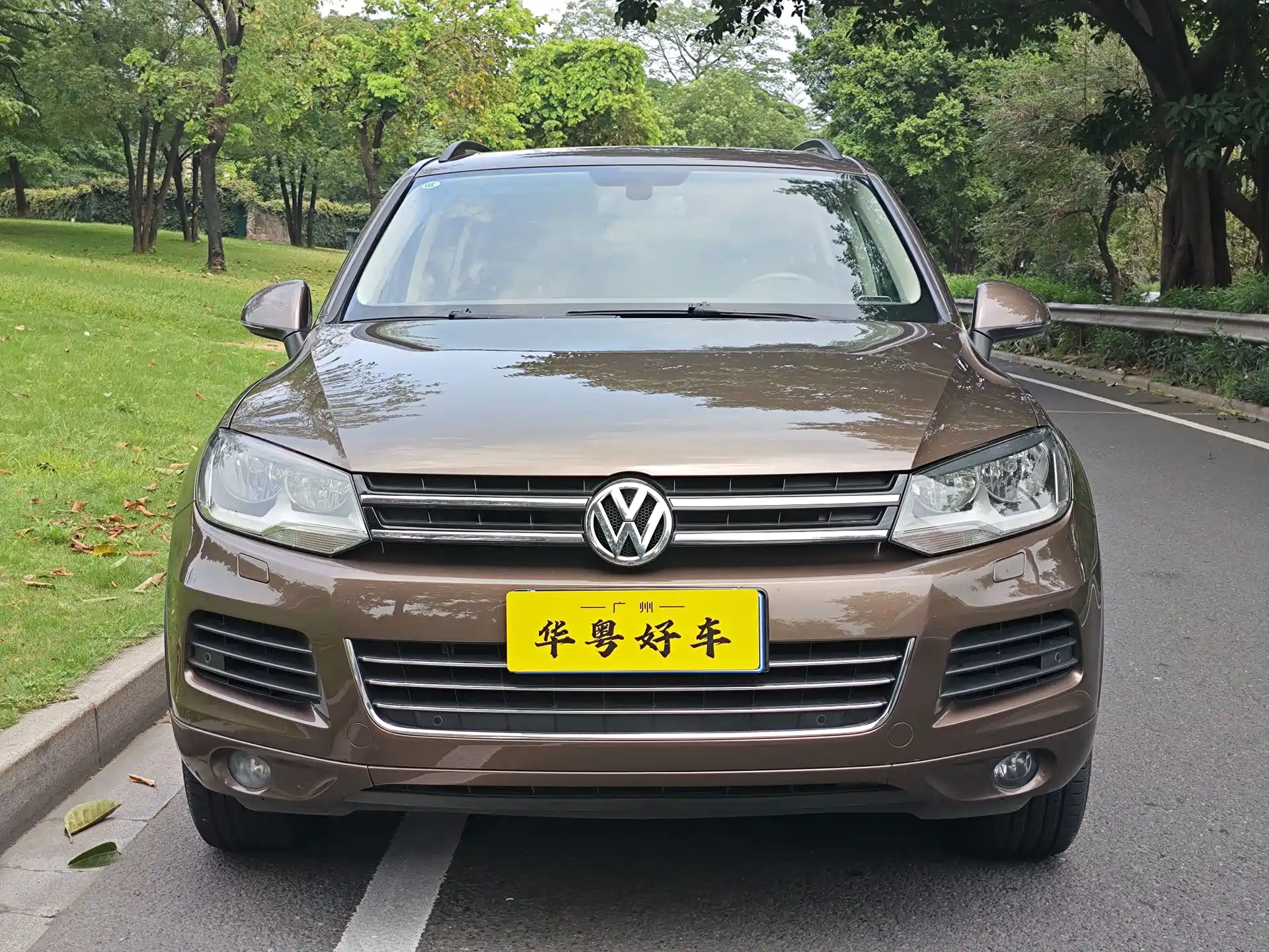 صورة 2 - Volkswagen Touareg