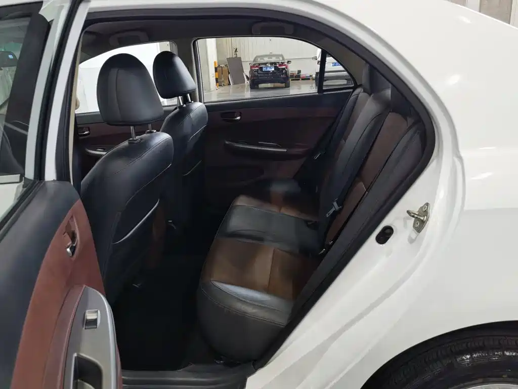 BYD L3 2015 2015 Energy-saving Edition 1.5L Manual Comfort