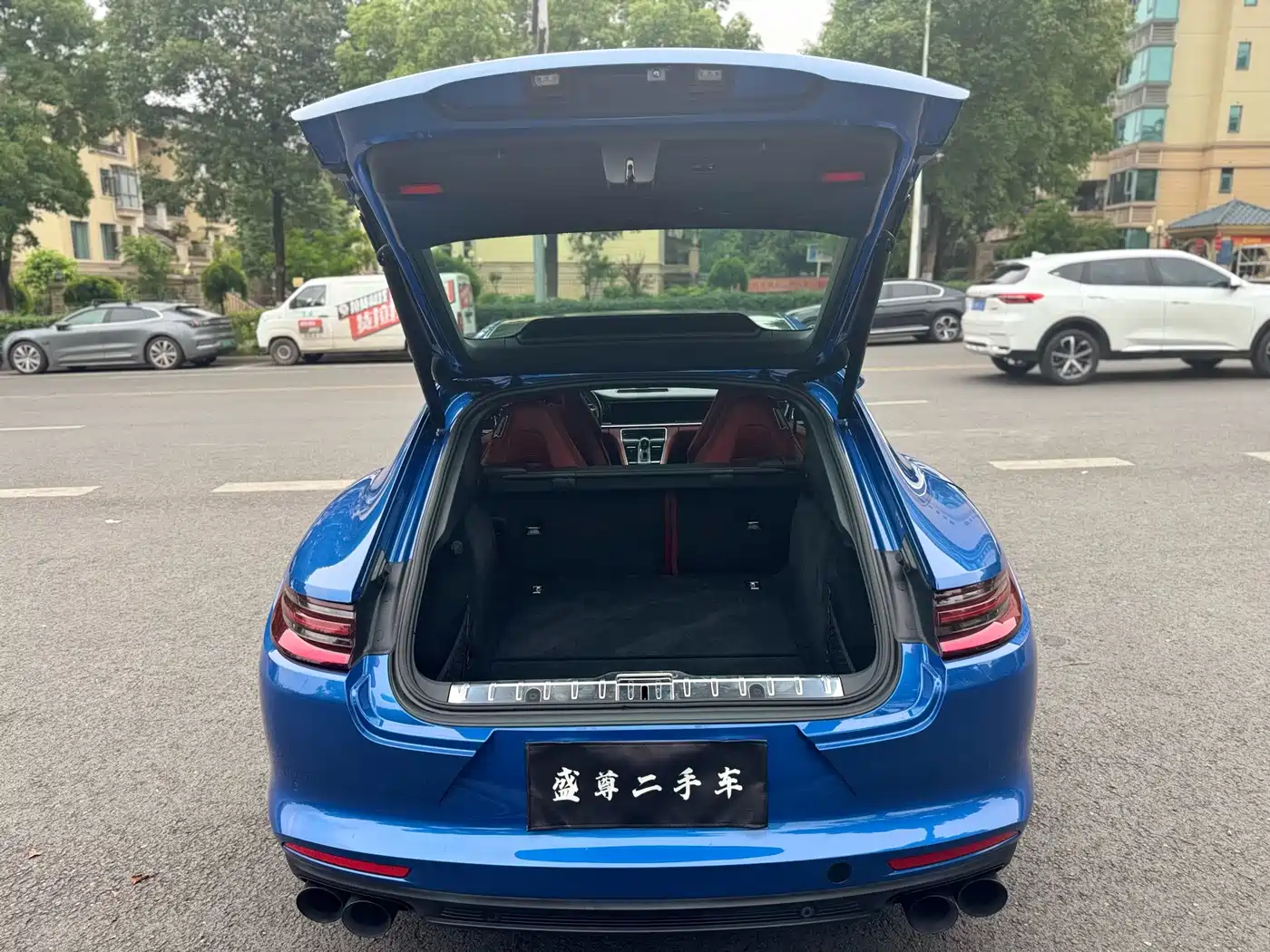 Фото 22 - Porsche Panamera